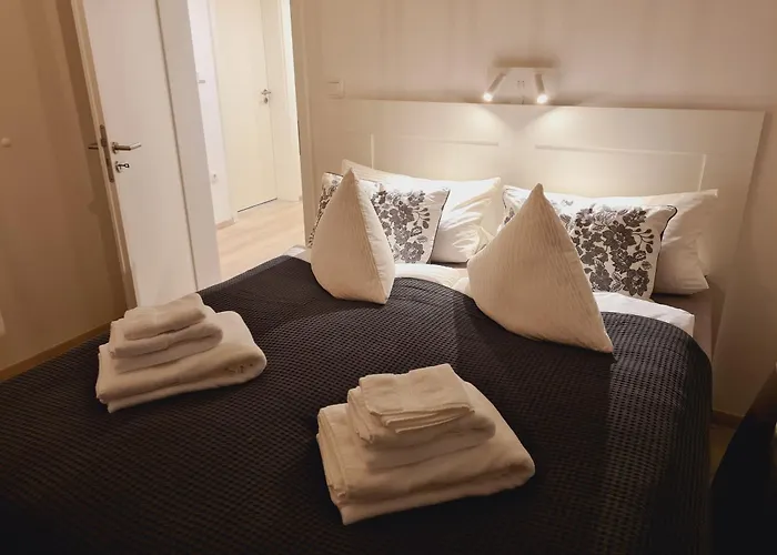 - Zum Alten Fritz - Suhl, 2 Schlafzimmer, 2 Terrassen Daire *